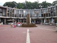 Washington Plaza at Lake Anne, by James Rossant - photo Leah Winerman